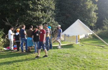 eveniment companie la piscina, teambuilding la piscina la padure, teambuilding la padure si piscina, eveniment corporate la TreeHOus eALgoon, organizator Ascendis