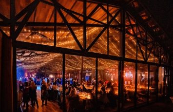 Christmas Party in The Woods, o peterecere minunata, multa distractie si voie buna
