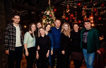 Christmas Party in The Woods, o peterecere minunata, multa distractie si voie buna