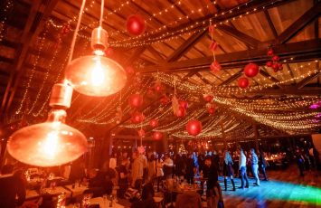 Christmas Party in The Woods, o peterecere minunata, multa distractie si voie buna