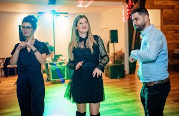 Christmas Party in The Woods, o peterecere minunata, multa distractie si voie buna