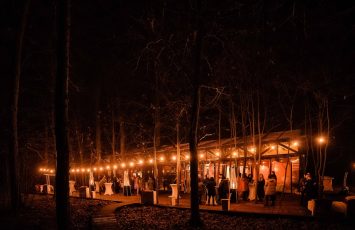 Christmas Party in The Woods, o peterecere minunata, multa distractie si voie buna