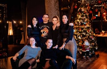 Christmas Party in The Woods, o peterecere minunata, multa distractie si voie buna