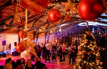 Christmas Party in The Woods, o peterecere minunata, multa distractie si voie buna