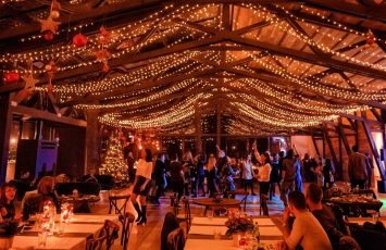 Christmas Party in The Woods, o peterecere minunata, multa distractie si voie buna