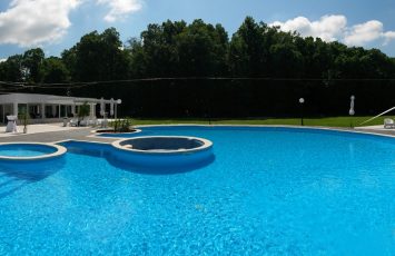 Locatie evenimente corporate, nunta in natrua in aer liber, locatie evenimente piscina (2)