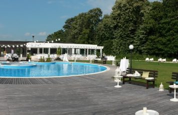 Locatie nunta in natura, la piscina aproape de Bucuresti - TreeHouse Lagoon, nunti memorabile, locatii de nunta