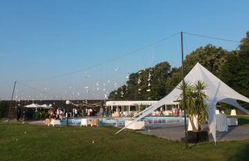 Nunta de poveste la TreeHouse Lagoon, in aer liber, la piscina, locatie de nunta in aer liber