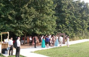 Nunta in natura, in aer liber, la piscina si padure, locatii de nunti in natura, locaite nunata in aer liber