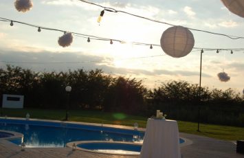 Nunta in natura, in aer liber, la piscina si padure, locatii de nunti in natura, locatie nunta in aer liber