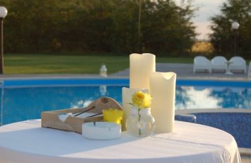 Nunta in natura, in aer liber, la piscina si padure, locatii de nunti in natura, locatie nunta in aer liber