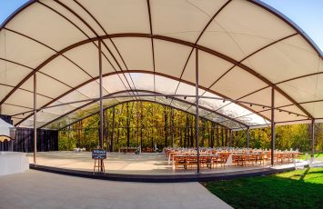Nunta la padure piscina TreeHouse Lagoon