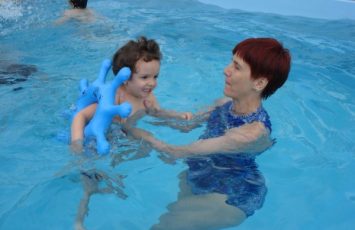 Petrecere copii - gradinita, la piscina in aer liber TreeHouse Lunguletu