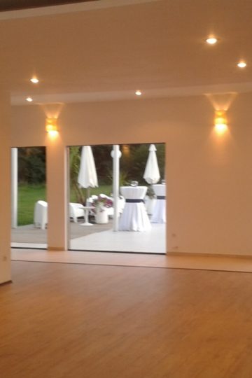 Eveniment Corporate lin aer liber, aproape de bucuresti, padure, piscina TreeHouse Cosoba Lagoon