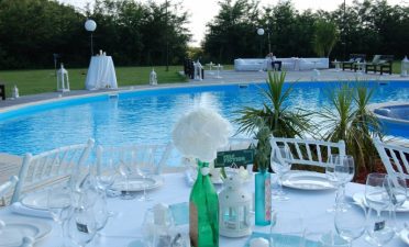 Locatie nunta in natura, la piscina aproape de Bucuresti - TreeHouse Lagoon, nunti memorabile, locatii de nunta