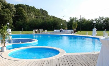 Locatie nunta in natura, la piscina aproape de Bucuresti - TreeHouse Lagoon, nunti memorabile, locatii de nunta