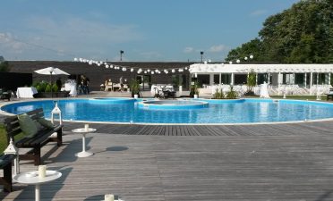 Locatie nunta in natura, la piscina aproape de Bucuresti - TreeHouse Lagoon, nunti memorabile, locatii de nunta