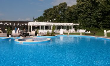 Locatie nunta in natura, la piscina aproape de Bucuresti - TreeHouse Lagoon, nunti memorabile, locatii de nunta