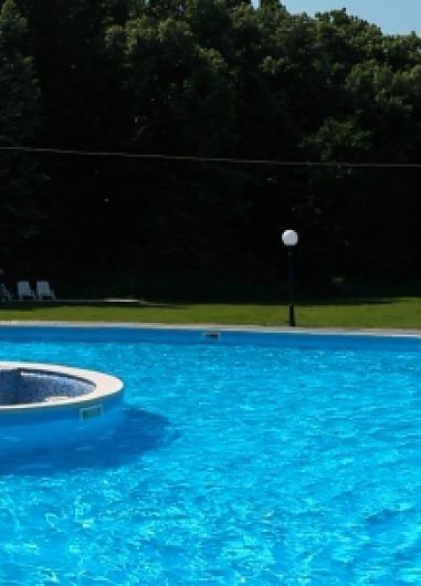 Vara fierbinte, locatie cu piscina aproape de Bucuresti
