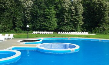Locatie evenimente corporate in natura, nunta, botez, locatie de nunti in aer liber