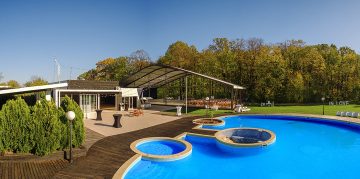 Nunta la padure, piscina TreeHouse LAgoon