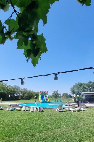piscina in natura copii