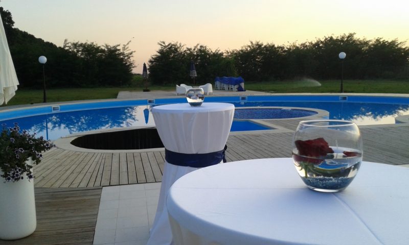 Locatie evenimente corporate in natura, nunta, botez, locatie de nunti in aer liber