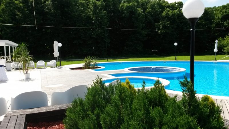 Locatie evenimente corporate, nunta in natrua in aer liber, locatie evenimente piscina (2)